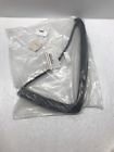 68189-0c011 Toyota Fixed Glass Seal Sequoia Right Weatherstrip Rear Door