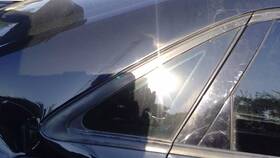284-59608br Audi Passenger Right Quarter Glass Black Moulding Fits 17-19 A4 352029