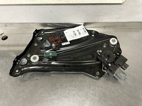 8v7839462 Audi 2015-2019 A3 Right Quarter Window Regulator Convertible