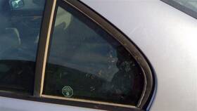 279-56785al Bmw Driver Rear Door Vent Glass Sedan Fits 97-03 528i 93639