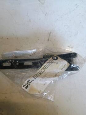 304121 Bmw Rear Side Pop Out Window Hinge For E30 Part Number 51 36 1 888 480 304121 Bmw Rear Side Pop Out Window Hinge For E30 Part Number 51 36 1 888 480