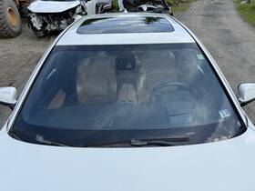 51317192782 Bmw 2009-2012 750i Windshield Glass