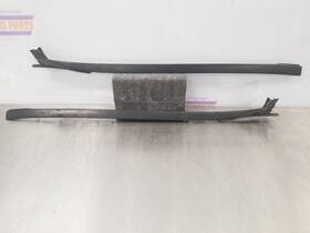 Bmw 51317409376 19 X3 M40i Windshield Moulding Set