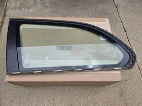 51377163605 Bmw E61 535xi 528xi 530xi Rear L&r Quarter Panel Window Glass Oem
