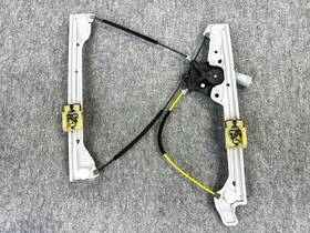 C51828-101 Buick 18-21 Enclave Front Right Passenger Side Door Window Regulator Motor Oem