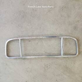 275.gm6u39 Cadillac Back Glass Chrome Exterior Trim Fits 1939 Sixty Special 1257249
