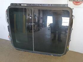 288-05489 Cadillac Roof Glass Sunroof Assembly From 2016 Ct6 10983999