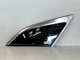 84817423 Cadillac 2017-2024 Xt5 Rear Left Driver Side Quarter Window Glass Oem Lot2511