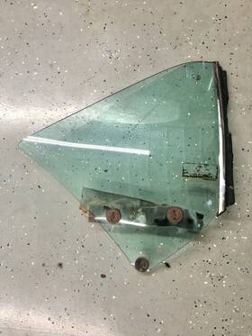 2024-0017 Chevrolet 062425f/2024-0017 1971-1975 Chevy Impala Caprice Convertible Passenger Rear Quarter Window 72 Donk