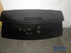 275.gm8z24 Chevrolet 2024 Suburban 1500 High Country Back Glass 1573231