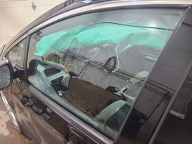 277-10016l Chevrolet Driver Left Front Door Glass Fits 17-23 Bolt 652766 277-10016l Chevrolet Driver Left Front Door Glass Fits 17-23 Bolt 652766