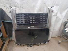 84515806 Chevrolet Roof Glass Fits 15-19 Silverado 2500 Crew Cab