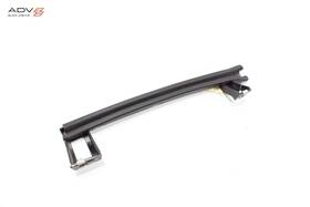 84923391 Chevrolet Silverado 1500 Front Right Door Window Glass Channel Guide Oem 2019-24