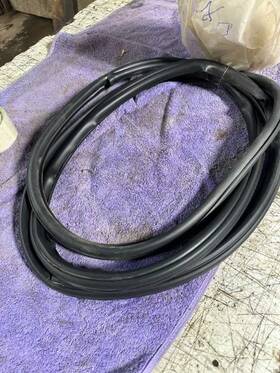 270.gm8558 Chevrolet Truck 1958 Chevy Half Ton Windshield Gasket New