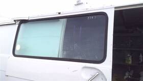 278-03683b Chevrolet Truck Rear Door Glass Forward Stationary Fits 71-96 30 Van 24154785