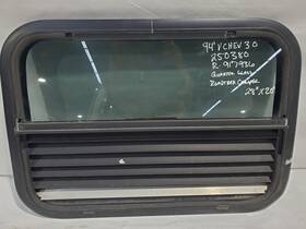284.gm8y94 Chevrolet Truck 1994 Chevy 30 Gmc G30 Roadtrek Camper Oem 28x20 Quarter Glass