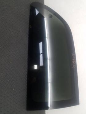 04675552 Chrysler 96-00 Town And Country Right Quarter Glass 119ftft Wb Oem 04675552 Chrysler 96-00 Town And Country Right Quarter Glass 119ftft Wb Oem