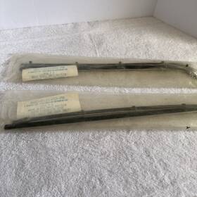B6c-8121452-pr Dennis Carpenter Ind Door Glass Run Rear And Top 1956 Ford Truck B6c-8121508-a Made In Usa