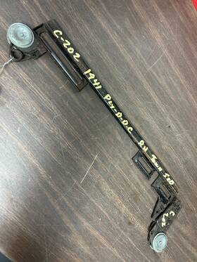 C-202 Dodge 1941 Chrysler Desoto Town Sedan Rh Front Door Window Lift Channel Nos 525