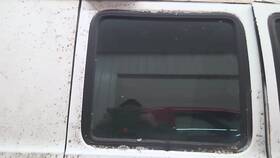 275-04352a Dodge Truck Rear Windshield Window Back Glass Double Door Stationary Fits 81-94 150 Va 275-04352a Dodge Truck Rear Windshield Window Back Glass Double Door Stationary Fits 81-94 150 Va