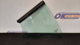 284.fr1c12 Ferrari 2012 California F149 Oem Driver Left Quarter Vent Window Glass