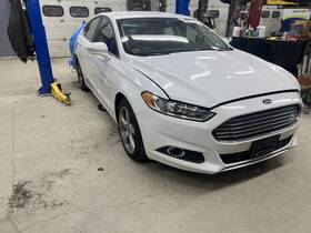 253341 Ford Used Rear Right Door Window Regulator Fits 2016 Fusion Electric Witho