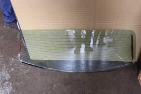 275-05617c Ford 2002 Mustang Rear Back Glass Convertible Window 275-05617c Ford 2002 Mustang Rear Back Glass Convertible Window