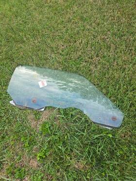277-03598r Ford Passenger Right Front Door Glass 2 Ht Fits 71-72 Pass. 16367