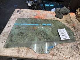278-05667l Ford Driver Left Rear Door Glass Solar Fits 13-20 Fusion