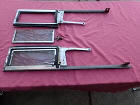 Bj-6422222 Ford 1955-56 Crown Victoria Convertible Vent Window Frames Lh Rh Nice
