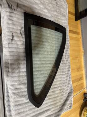 F4sb-6329701-aa Ford Quarter 1/4 Window Glass 1989-1994 95 96 1997 Thunderbird Sc Lx Lh Driver Side F4sb-6329701-aa Ford Quarter 1/4 Window Glass 1989-1994 95 96 1997 Thunderbird Sc Lx Lh Driver Side