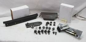 1660321c11 Ford /mustang 1987-1993 Quarter Window Hardware Rear Driver Convertible Only