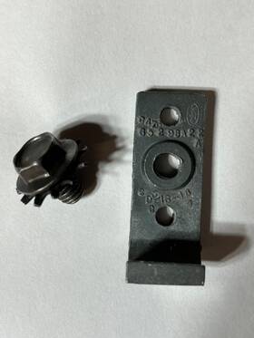 C4zb-65298a22-a Ford - Mustang 1965-1968 Quarter Window Top Stop Bracket Lh Rh