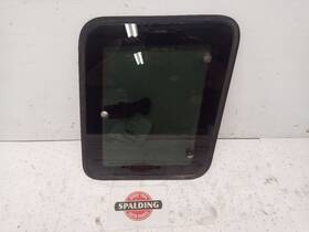 284-06073r Ford Truck Right Rear Quarter Glass Movable From 1998 Ranger Super Cab 10986559