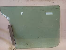 18-53295-000 Freightliner 277.flhc13 Cascadia Left Driver Front Door Glass 11234875