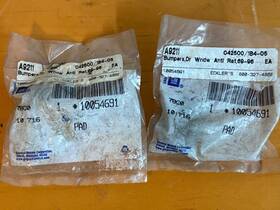 10054691 Gm Pair New Nos Window Stabilizers 1969-1996 Chevrolet Chevy Corvette