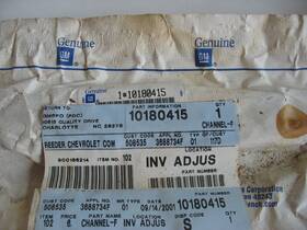 10180415 Gm New Nos 1990 - 1997 Front Window Sash Channel