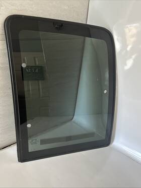 15012653 Gm Nos 1995-2000 Chevrolet Gmc 1500 2500 Left Driver Side Rear Quarter Window Glass
