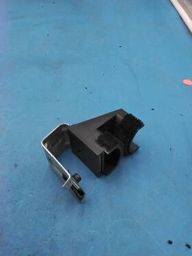 15745334 Gm 15175367 Front Door Glass Stabilizer Guide H2 Silverado Sierra Tahoe Hummer