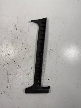 73814-sb2-000 Honda 84-87 Crx Right Quarter Glass Holder Oem