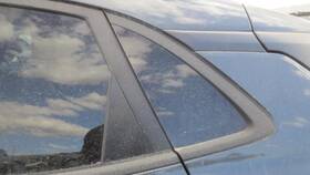 284-10122al Hyundai Driver Left Quarter Glass With Privacy Tint Fits 18-23 Kona 150192