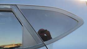284-59603bl Hyundai Driver Quarter Glass With Privacy Tint Black Trim Fits 16-21 Tucson