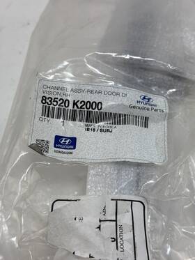 83520-k2000 Hyundai Oem Genuine Division Channel