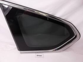 87810-s1100 Hyundai 2019-2023 Santa Fe Rear Driver Quarter Window Glass