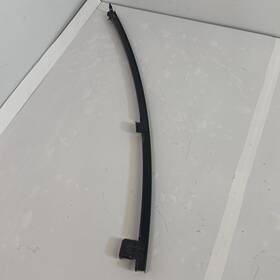 82222-46a0a Infiniti 14-20 Q50 Rear Right Rh Side Window Glass Sash Run Channel Oem