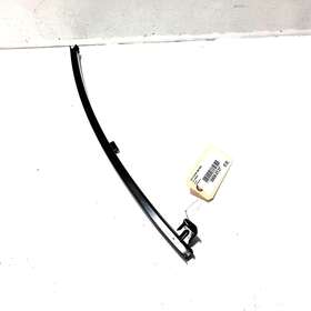82222-4ga0a Infiniti Q50 2014-2020 Rear Passenger Side Door Window Glass Sash Channel Oem