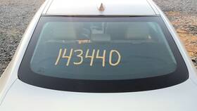 275-10042b Jaguar Back Glass Green Tint Fits 16-19 Xf 480626 275-10042b Jaguar Back Glass Green Tint Fits 16-19 Xf 480626