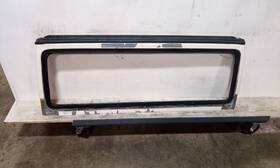 269.am8598 Jeep Tj Wrangler Oem Windshield Frame Only Pw1 White 1997-2002 140295
