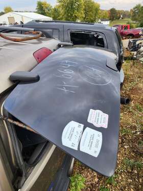 275-05679b Jeep Back Glass Privacy Tint With Top Hinges Fits 02-07 Liberty