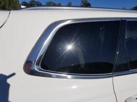 284-10158ar Kia 20-22 Telluride Oem Passenger Right Rear Quarter Glass Window Bright Chrome